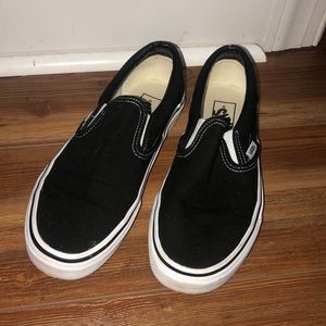 ⚡️BLACK VANS⚡️